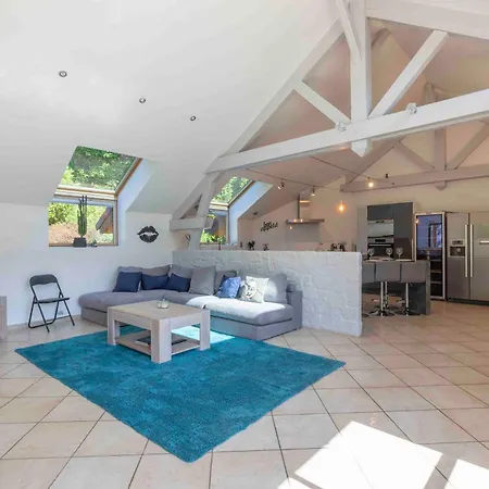 & L' Elegante - Piscine, A 1km Villa Saint-Alban-de-Montbel